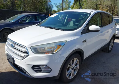 2017 Ford Escape Se z USA, uszkodzony, nr VIN 1FMCU0GDXHUA52567